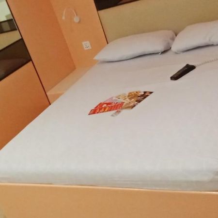 פאסאי Hotel Sogo Buendia מראה חיצוני תמונה