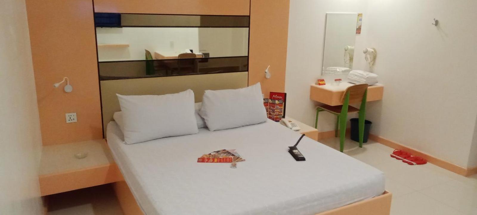 פאסאי Hotel Sogo Buendia מראה חיצוני תמונה