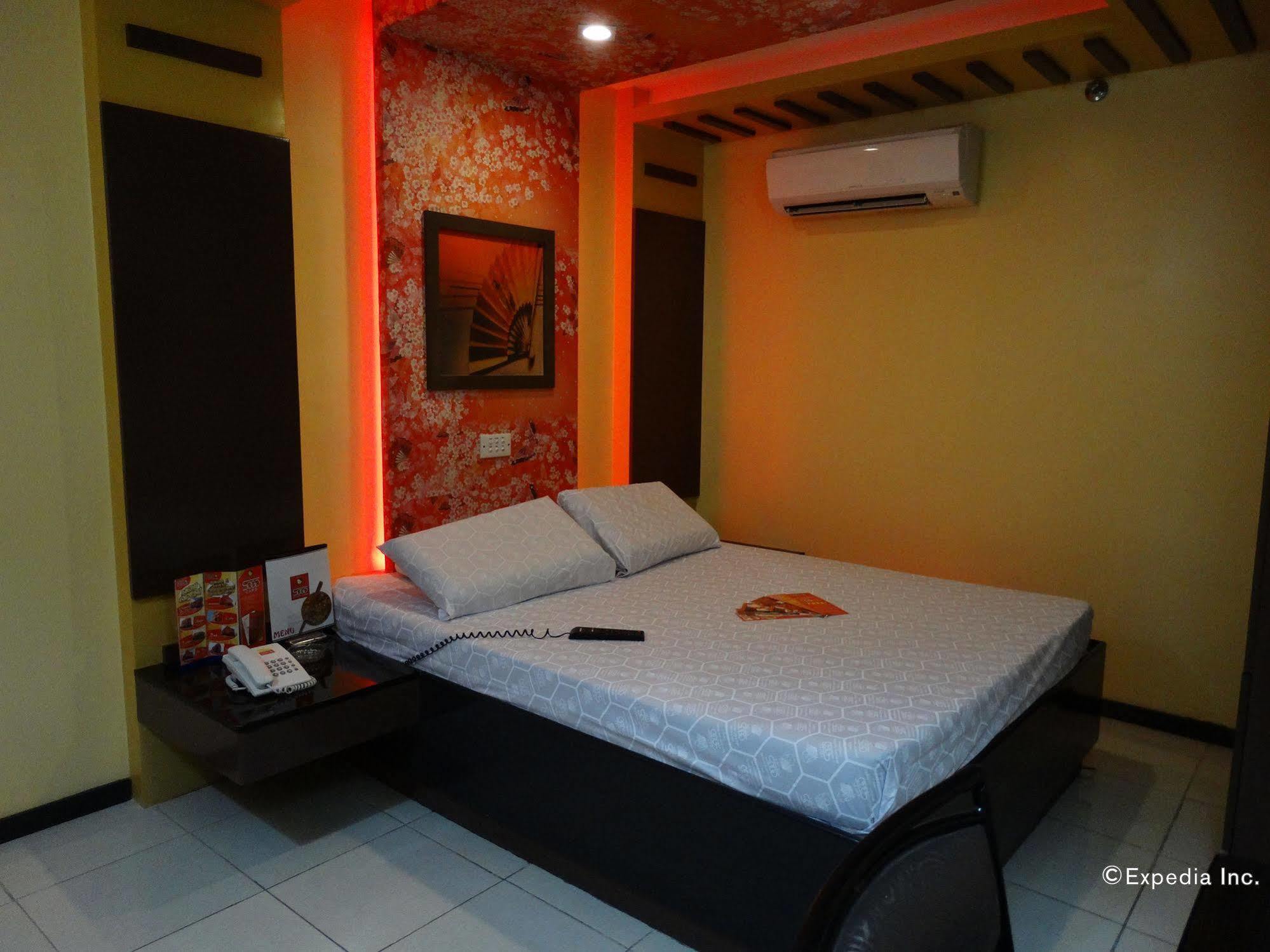 פאסאי Hotel Sogo Buendia מראה חיצוני תמונה