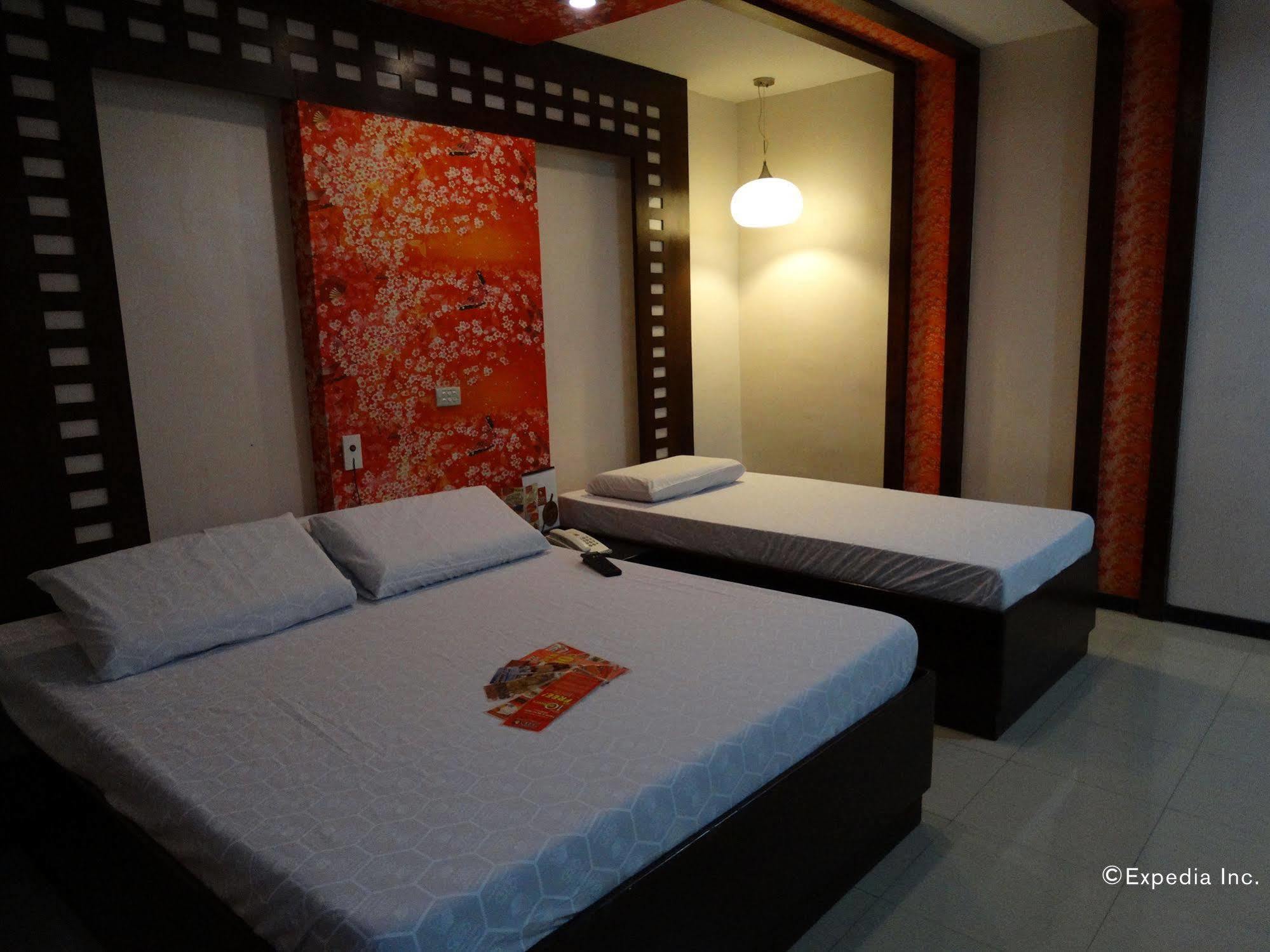 פאסאי Hotel Sogo Buendia מראה חיצוני תמונה