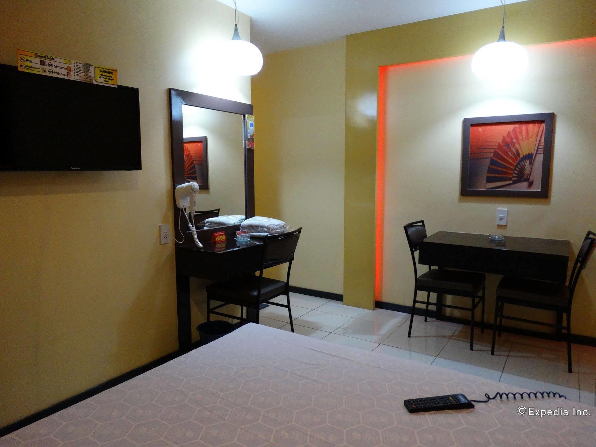 פאסאי Hotel Sogo Buendia מראה חיצוני תמונה