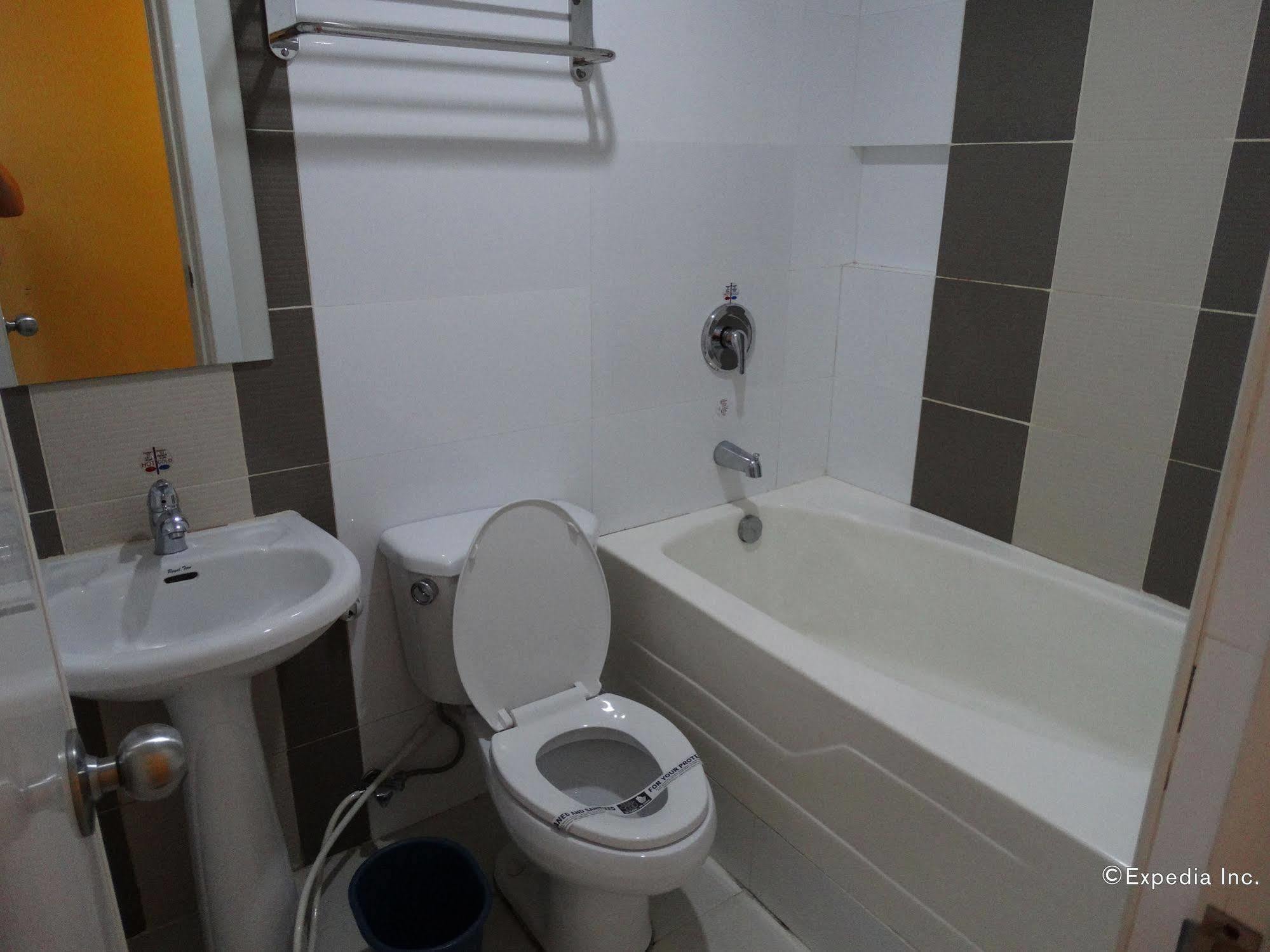 פאסאי Hotel Sogo Buendia מראה חיצוני תמונה